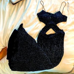 Caché Size 10 Sexy, Beaded Evening Gown